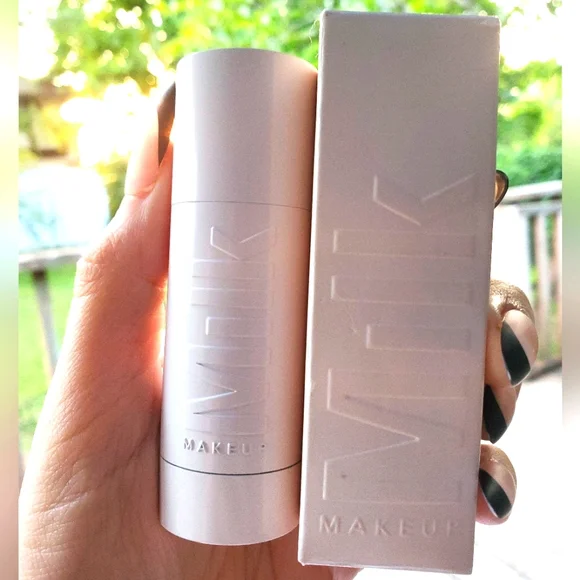 Milk Makeup Flex Foundation Stick in Espresso NEW - Picture 1 of 10